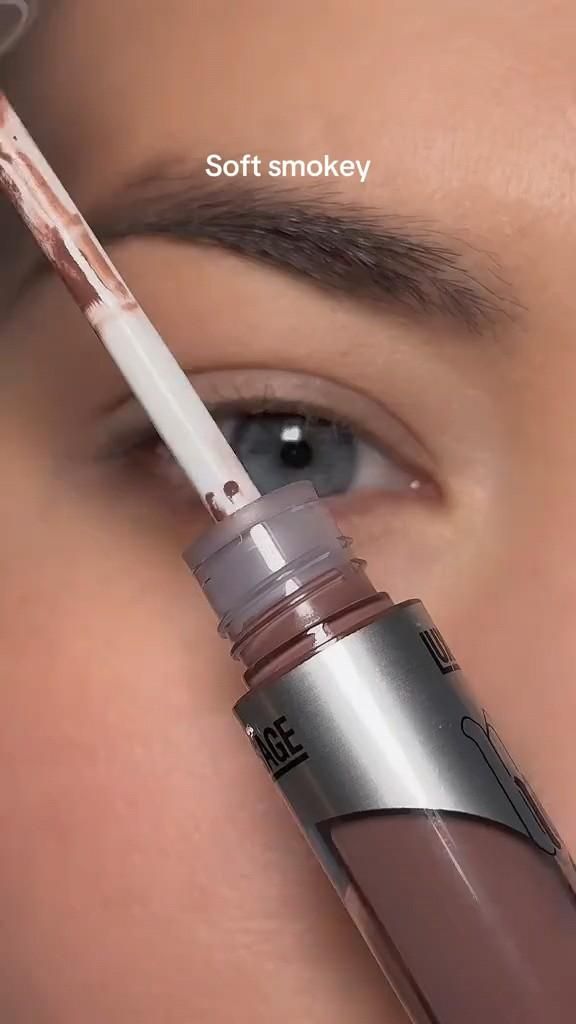 💯🤎🪬 коричневые тени, замечательно подчёркивают голубые глаза.👌