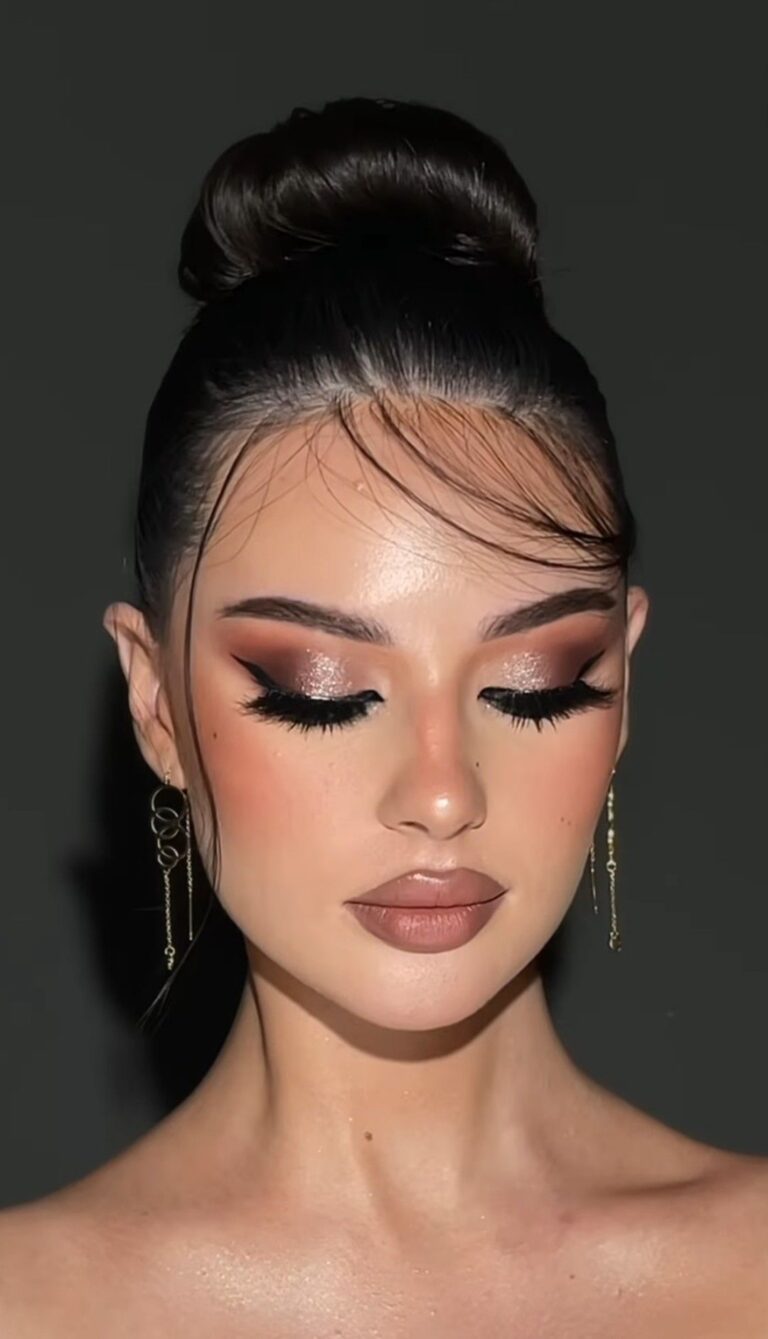 Women Party Makeup Fashion Ideas | Women Party Fashion | @womenfashionlatest