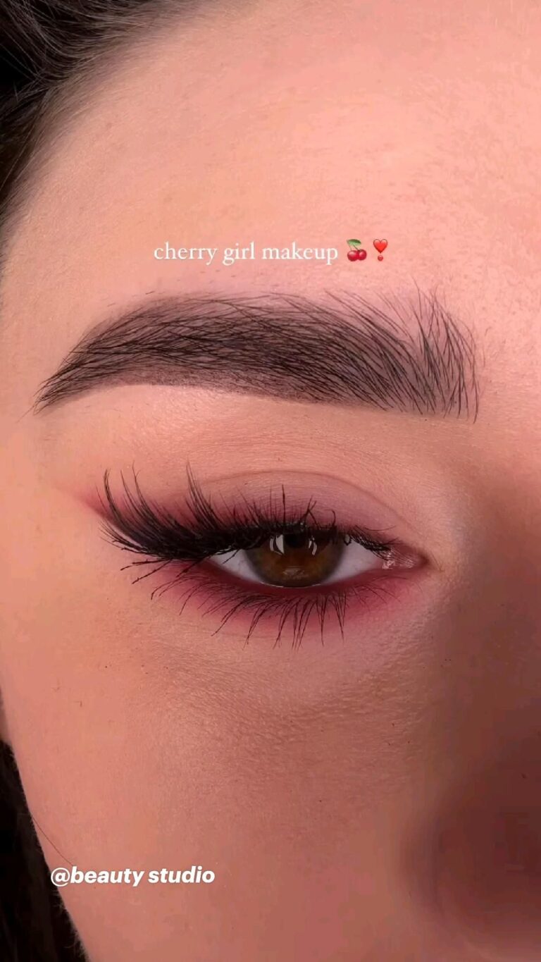 Red Classic Eyeshadow Make-up Look Tutorial.  @beauty studio