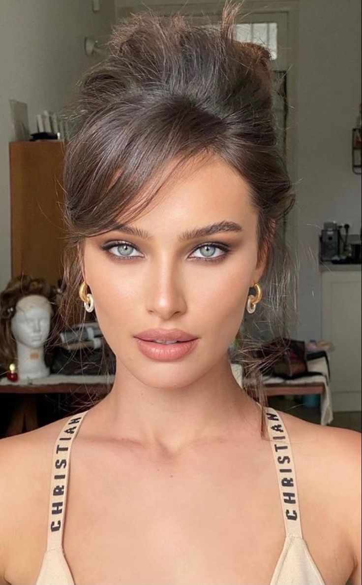 Идеальные брови для женщин 50 лет Fashionn