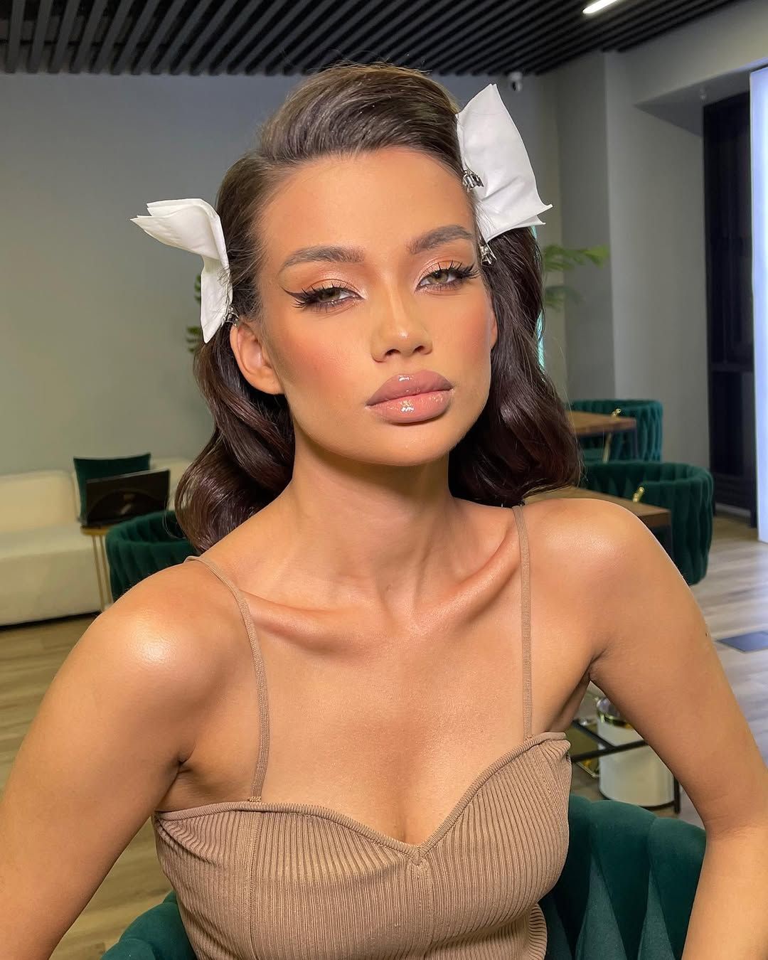 Макияж со стрелками