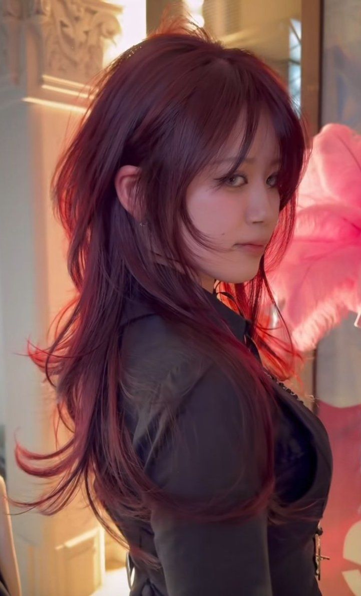 Корейская Стрижка Выпученными Волосами