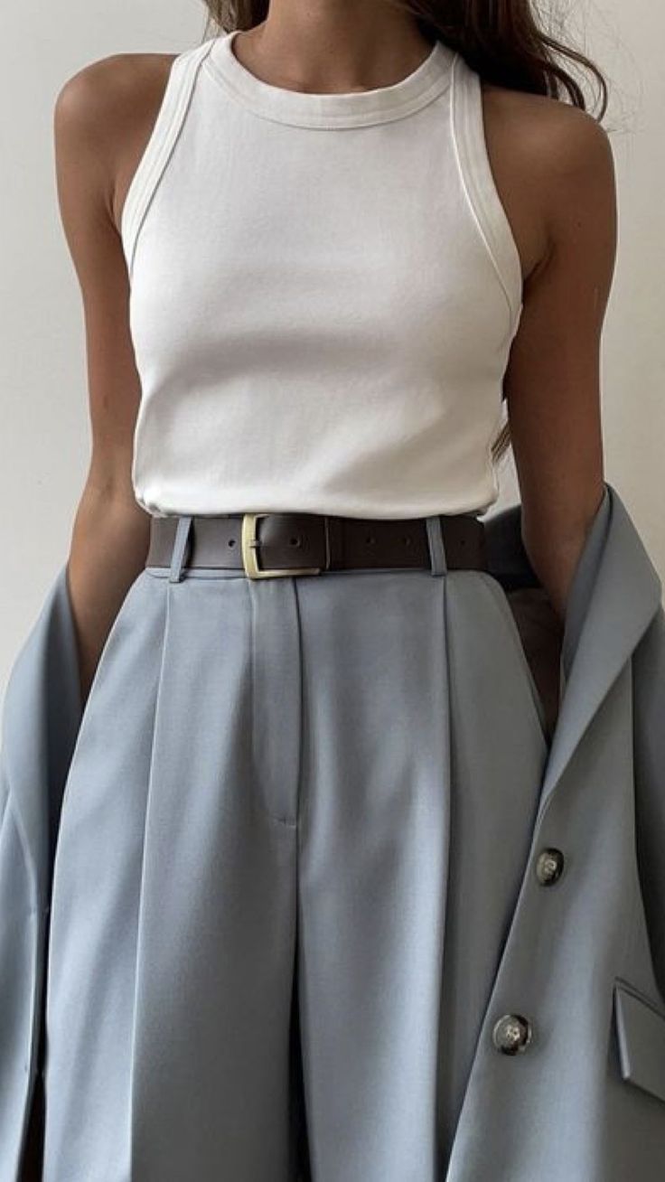 Как носить ремень: как и с чем правильно носить ремень, как | Стильные наряды, Наряды, Жен