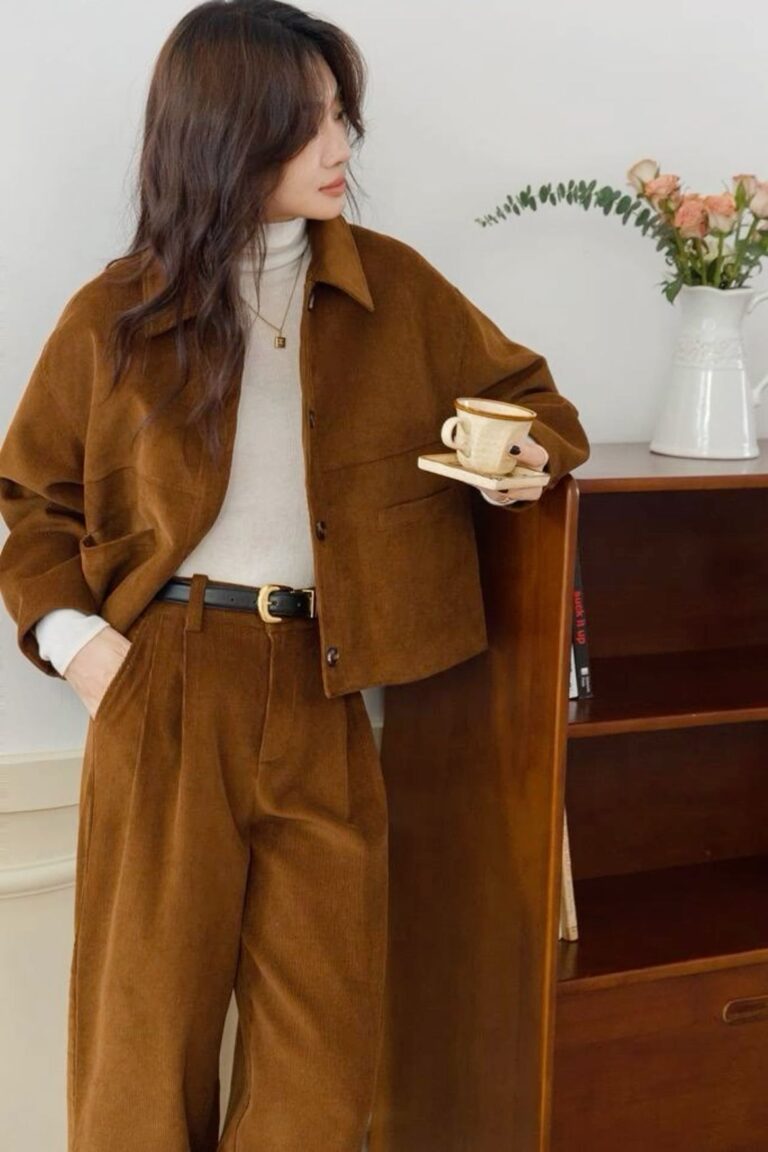 Вельветовый костюм