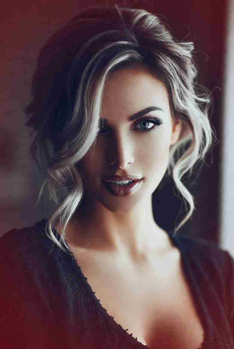 Эстетика женской красоты и уверенности в каждом образе